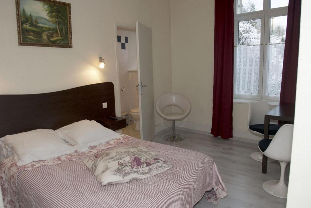 Acacias Apparts Hotel Plombieres-les-Bains Room photo
