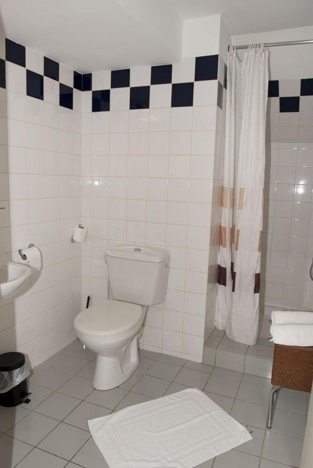 Acacias Apparts Hotel Plombieres-les-Bains Room photo