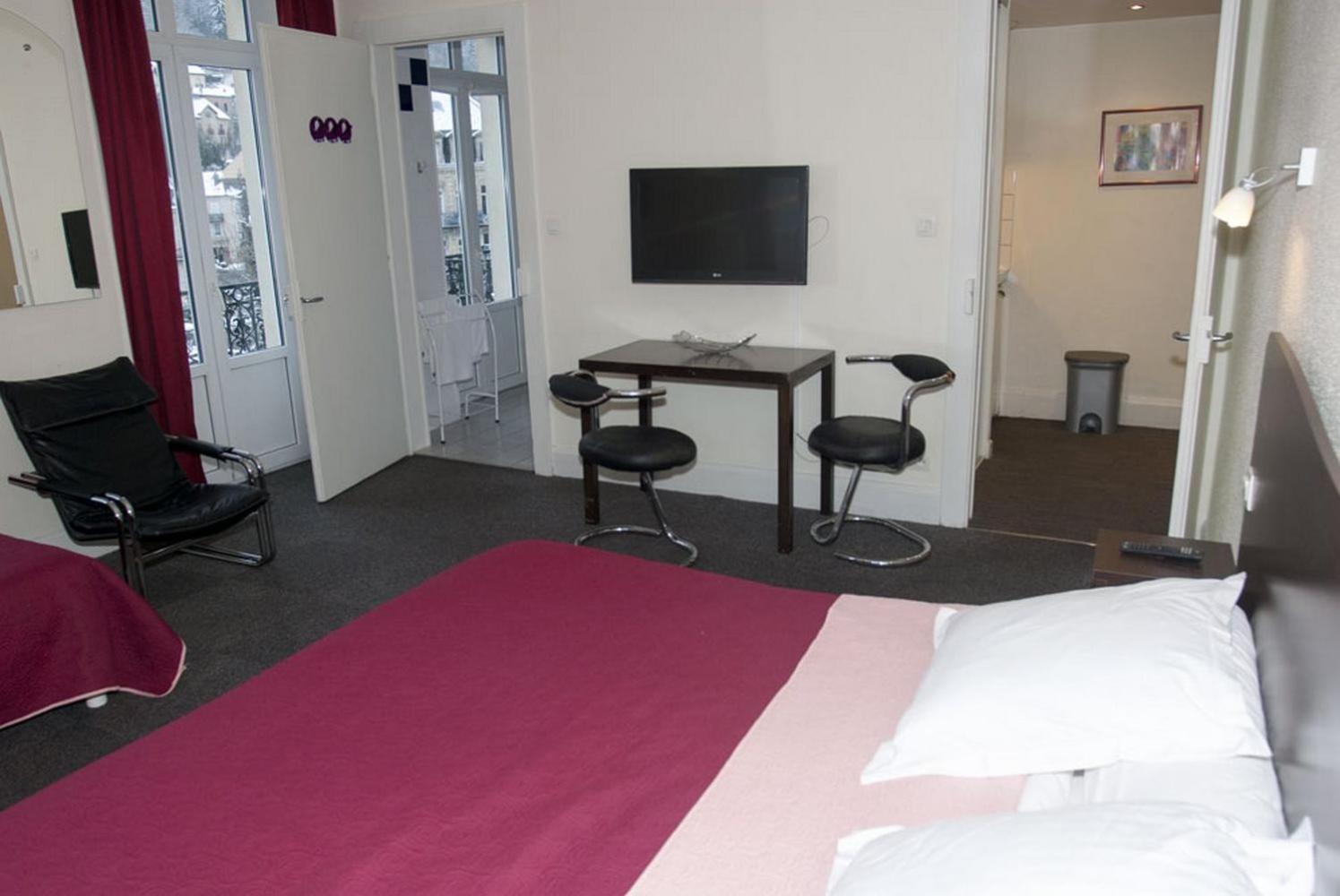 Acacias Apparts Hotel Plombieres-les-Bains Room photo